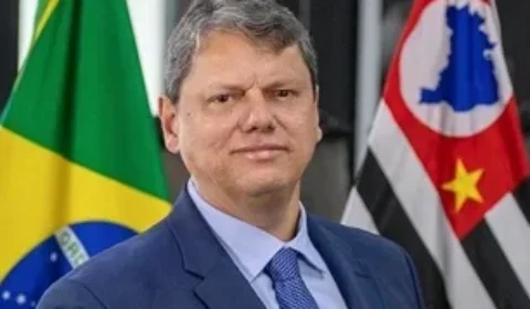 Tarcísio chama de “desrespeito” críticas à polícia de SP no caso Dark Horse