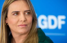 PSDB e Cidadania pedem investigação contra Celina Leão por uso de ônibus escolar em campanha