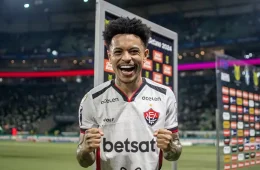 Vitória vence Botafogo no Barradão e encerra sequência de derrotas no Brasileirão