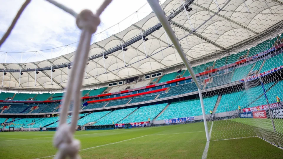 Bahia x Vasco: palpite e onde assistir ao vivo hoje às 16h