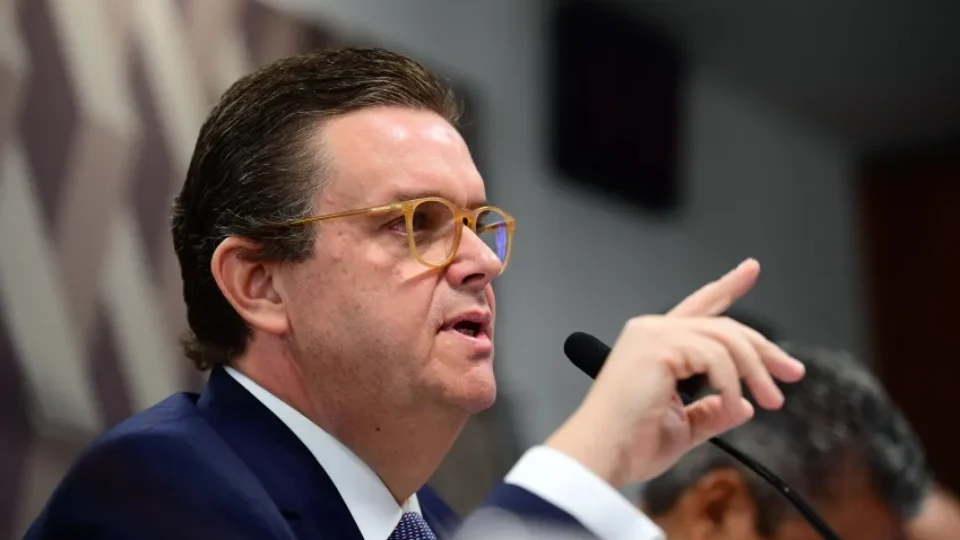 Ministro diz que fila do INSS será zerada nesta semana
