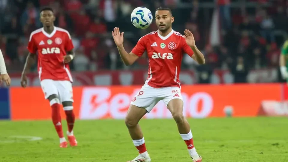 Thiago Maia: Flamengo pressiona Inter por dívida; clima esquenta nos bastidores