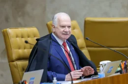 CNJ prepara projeto para limitar salários de magistrados no país