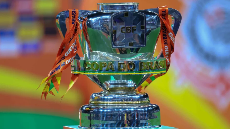 Sorteio para Copa do Brasil 2026 define quartas e clássicos hoje