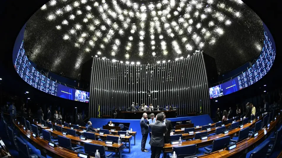 Congresso retoma trabalhos após recesso, mas votações só começam na próxima semana