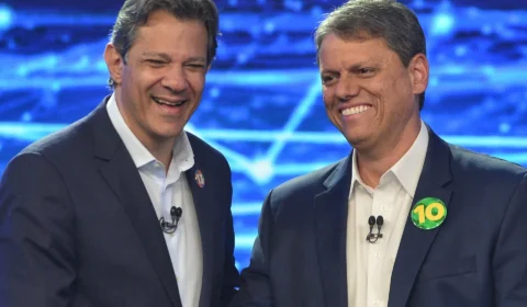 Haddad e Tarcísio se enfrentam em primeiro debate pelo governo de SP