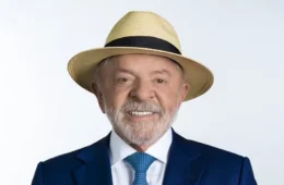 Lula poderá aparecer de chapéu na urna após análise do Ministério Público
