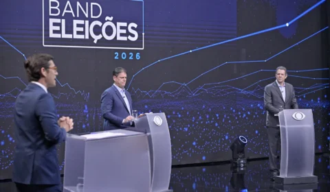 Tarcísio e Haddad se enfrentam em debate da Band sobre segurança, privatizações, saúde e economia