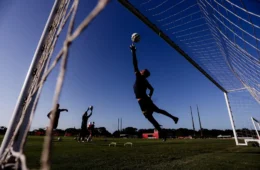 Sport x América-MG: confronto decisivo às 19h30 na Ilha do Retiro