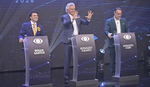 Primeiro debate presidencial da Band tem ataques a Lula e Flávio Bolsonaro, propostas para segurança e embates sobre educação
