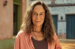 Andréa Beltrão passa por cirurgia de emergência no pé e cancela compromissos profissionais