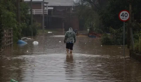 Rio Grande do Sul entra em alerta amarelo para tempestades até terça-feira