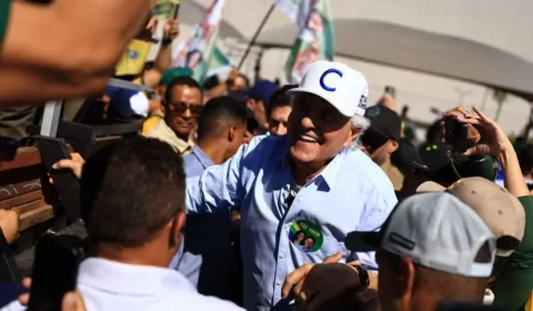 Caiado critica Lula e Flávio Bolsonaro por ausência em Debate