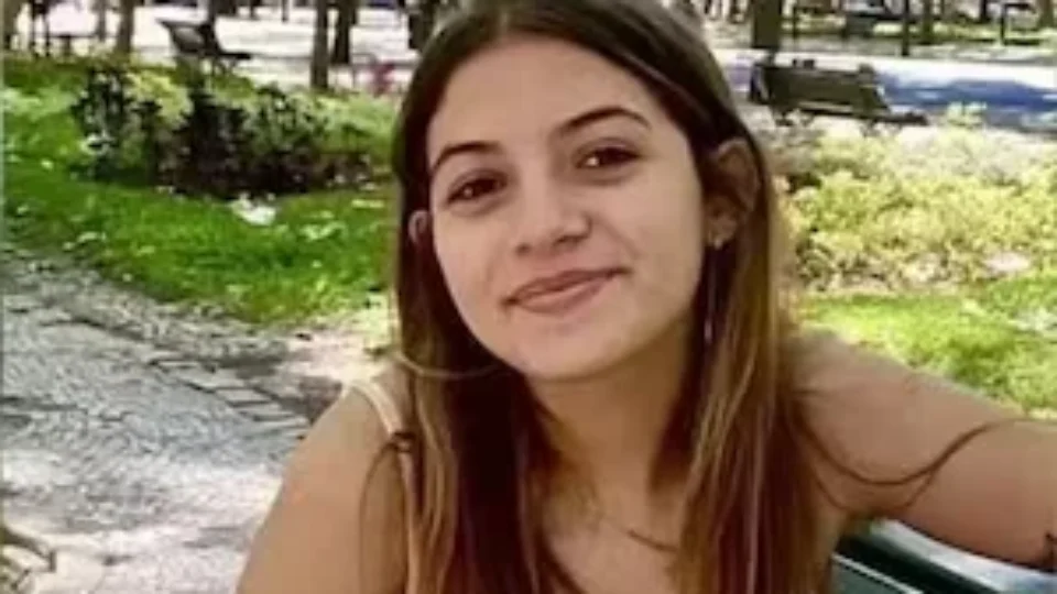 Brasileira de 21 anos se torna a bilionária mais jovem do mundo, aponta Forbes