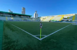 Chapecoense vence São Paulo por 1 a 0 e complica o SPFC na rodada