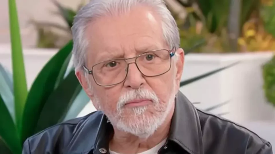 Carlos Alberto de Nóbrega vira alvo de ação por dívida de condomínio em SP