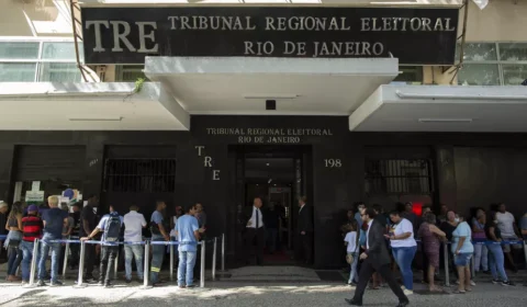 Crime muda rota das urnas: TRE-RJ transfere 66 locais de votação para proteger eleitores