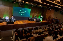 Bioinsumos ganham espaço no agro e colocam regulação e inovação no centro do debate