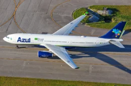 Airbus A330 Azul sai da pista em Fairbanks; tripulação está bem