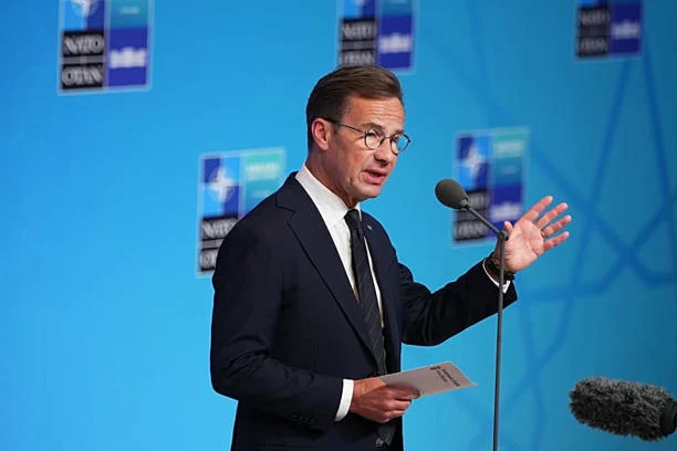 Primeiro-ministro sueco, Ulf Kristersson, fala à chegada à cimeira da NATO em Ancara, 8 de julho de 2026 AP Photo