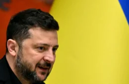 Rússia e Ucrânia buscam alternativa ao Starlink, diz Zelensky
