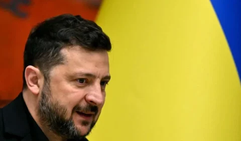 Rússia e Ucrânia buscam alternativa ao Starlink, diz Zelensky