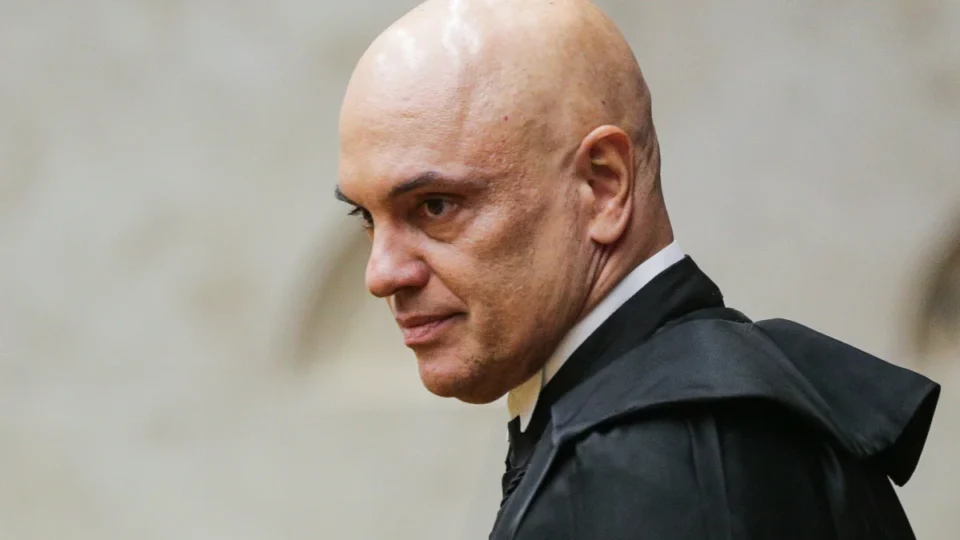 Decisão de Moraes sobre jornalista reacende debate sobre sigilo da fonte e liberdade de imprensa