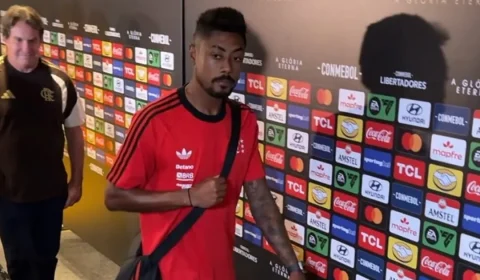Flamengo: Bruno Henrique sofre entrada dura e acende debate do VAR