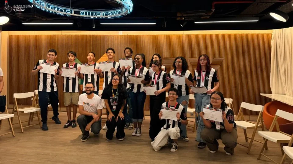 Instituto Galo amplia ações sociais com rifa solidária, formação de jovens e apoio a famílias