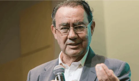 Augusto Cury prepara cartas para Lula e Flávio Bolsonaro em busca de espaço na eleição