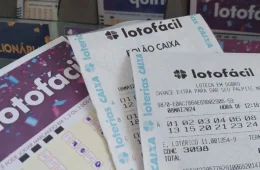 Lotofácil 3761 acumula e Minas fatura 21 prêmios de 14 pontos