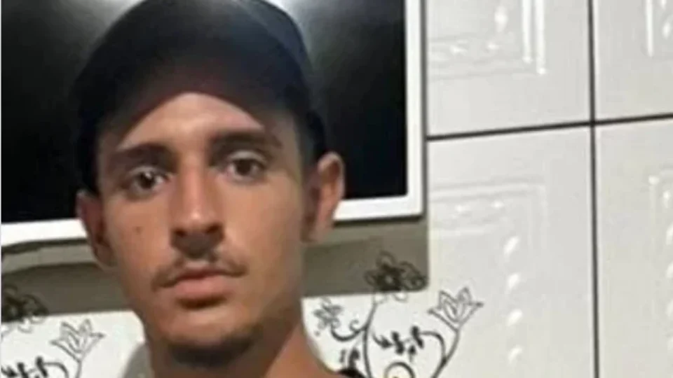 Jovem que sobreviveu ao massacre de Suzano desaparece após sair para encontrar a noiva