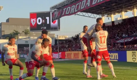 Vila Nova x Atlético-GO hoje: Vila vence e cola no G6 da Série B
