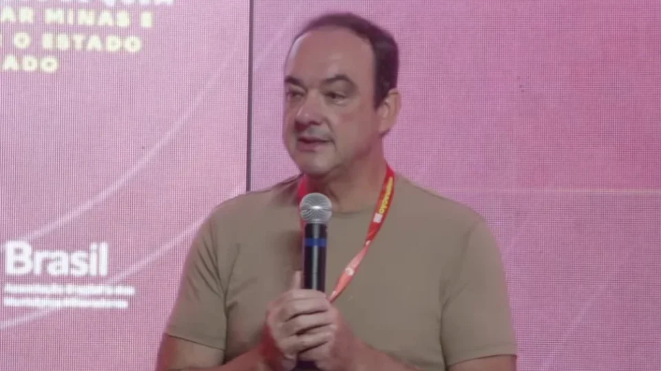 Flávio Roscoe defende fundo com recursos da mineração e critica excesso de normas em Minas