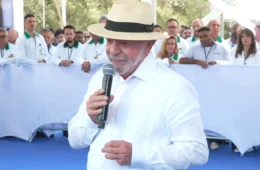 Lula garante verba para submarino nuclear em Sorocaba e critica “desorganização” do próprio do governo