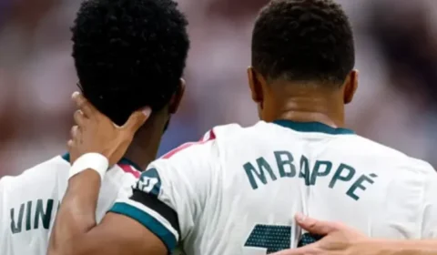 Real Madrid atropela o Málaga, faz 4 a 0 e Mourinho começa temporada com 100% de aproveitamento