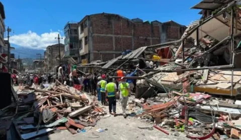Presidente da Colômbia pede a Trump suspensão de tarifas após terremoto que matou 289 pessoas