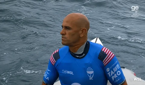Kelly Slater young vence Medina e domina WSL no Taiti aos 54 anos