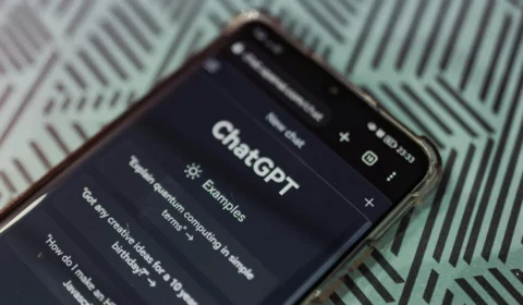 OpenAI cria ChatGPT para adolescentes com filtros, estudo e controle dos pais