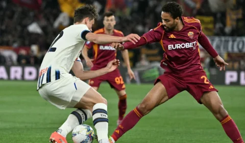 AS Roma estreia na Serie A hoje às 15h45 contra Fiorentina