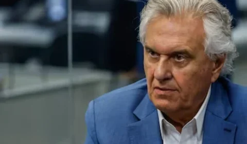 Caiado ataca vice de Flávio Bolsonaro e dispara: “Hipocrisia tem limite”