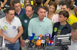 Flávio Bolsonaro chama Lula de “produto vencido” durante evento em BH