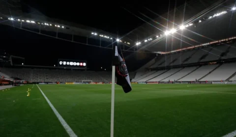 Kairat e Anderlecht decidem vaga na Liga Europa hoje às 12h