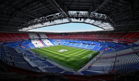 Lyon x Fenerbahçe decide hoje vaga na Liga dos Campeões