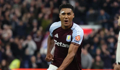 Ollie Watkins deixa Aston Villa e acerta com Al-Hilal. Nicolas Jackson será substituto