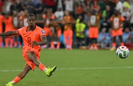 Al-Hilal mantém tradição e estreia com goleada no Campeonato Saudita