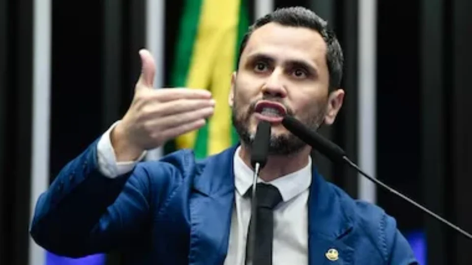 Republicanos encaminha candidatura de Cleitinho ao governo de Minas após meses de impasse