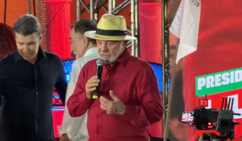 Lula fala em “revolução”, Patrus promete reestatizar Copasa e presidente cita conversa com Trump em ato em BH