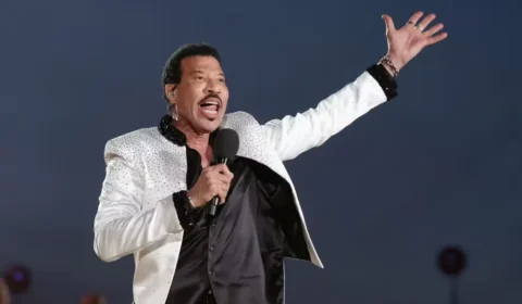 Lionel Richie é internado na UTI após show nos EUA e preocupa fãs