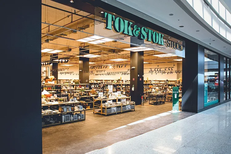 O Grupo Toky, formado após a união entre a Tok&Stok e a Mobly entrou em recuperação judicial com um passivo de aproximadamente R$ 1,12 bilhão. Foto: Distribuição